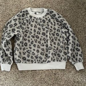 Women’s Old Navy Sweater
